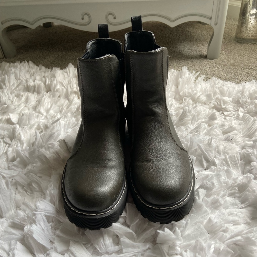 Sincerely Jules Army Green Combat Boots